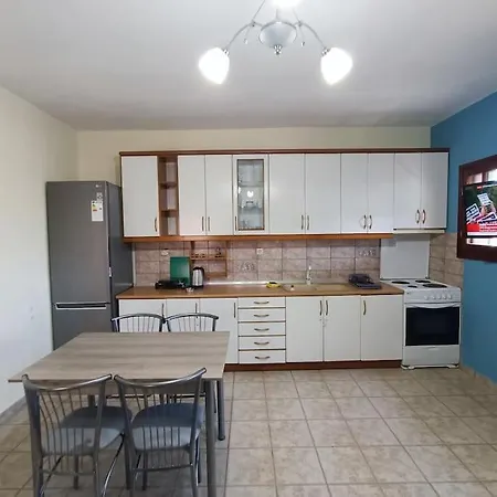 Zafiroudis Apartment