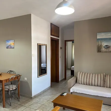 Apartment Zafiroudis *